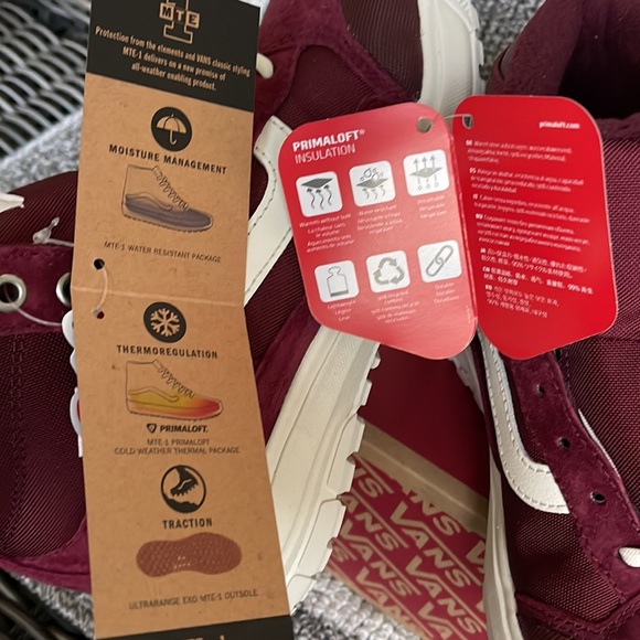 Vans Ultrarange Exo Hi Pomegranate/Port WMNS - Picture 2 of 16